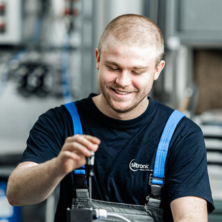 Julian Brandl, Burghausen - Apprentice electronics technician